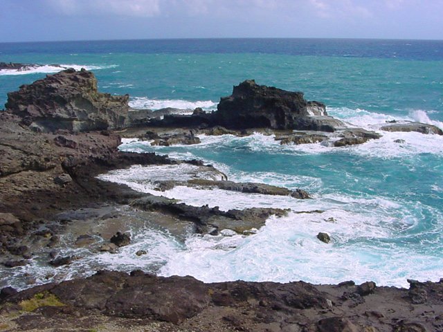 Toutes les pointes sont battues par les vagues