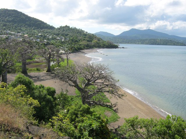Avant la plongée vers la plage de Mtsamoudou
