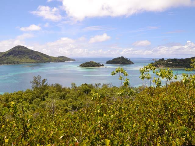 Point de vue sur les îles environnantes