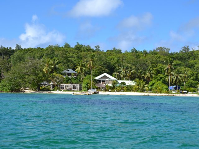 Passage au plus près de Île Longue