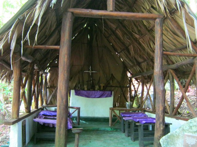 La très rudimentaire chapelle