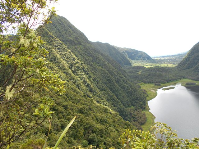 Panorama sur l'étang depuis les pylônes électriques