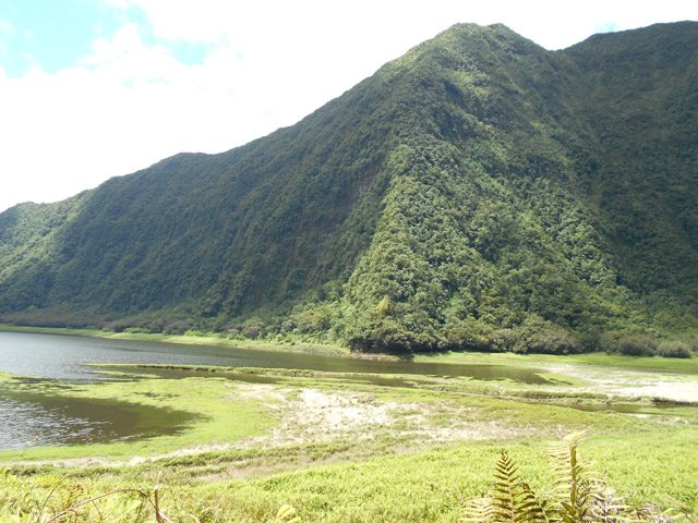 C'est en face de cet éperon que débute le sentier