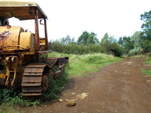 Vu l'épaisseur du métal il faudra bien trois siècles pour voir disparaître ce mastodonte