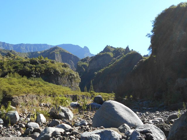 C'est parti pour une longue remontée de plusieurs heures vers la Chapelle