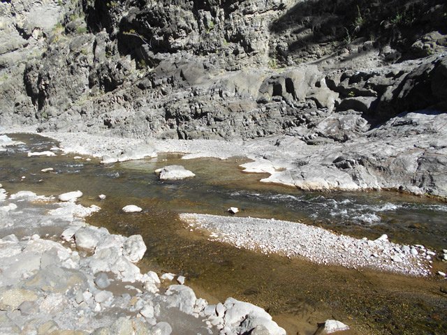 Qu'il soit calme ou fougueux, le Bras Rouge est une très belle rivière