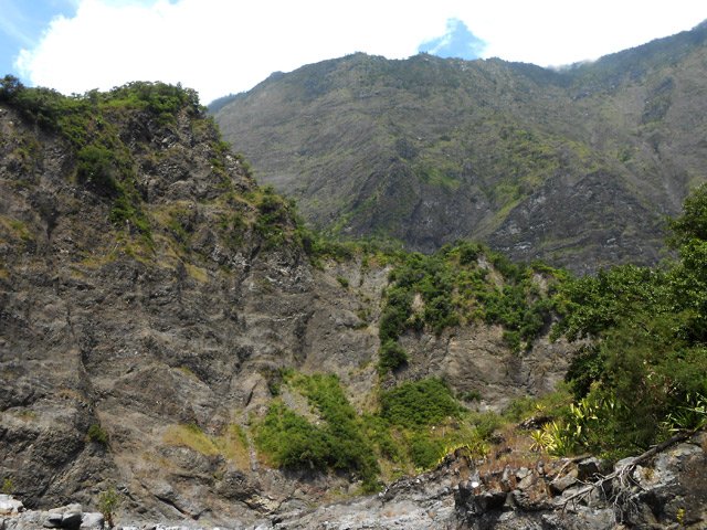 Toute la région est constituée de falaises souvent verticales
