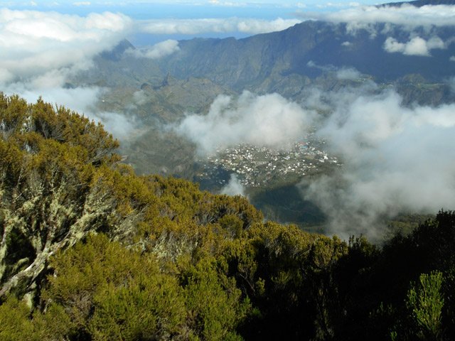 Quelques points de vue depuis le sentier de descente