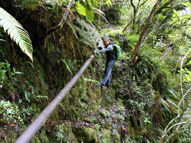 Un passage plus délicat mais sans danger en s'aidant du tuyau