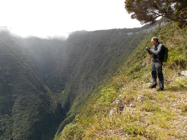 La vallée du Bras sec que le sentier va suivre jusqu'en rive droite