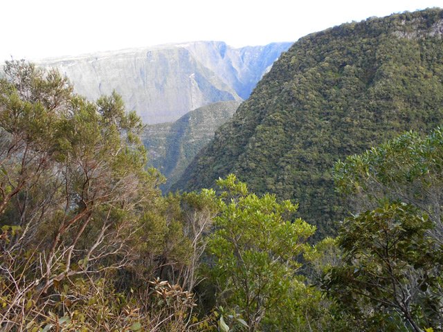 On s'éloigne doucement de Grand Bassin