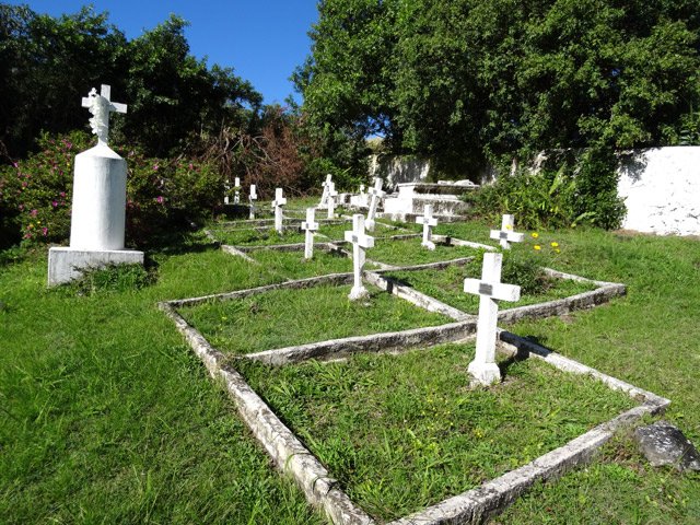 On peut difficilement faire plus modeste dans un cimetière