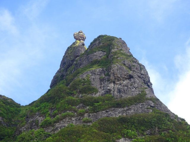 Un léger zoom donne une idée de la grimpée