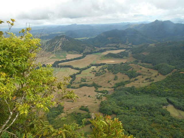 Par prudence, s'arrêter de grimper pour admirer les panoramas