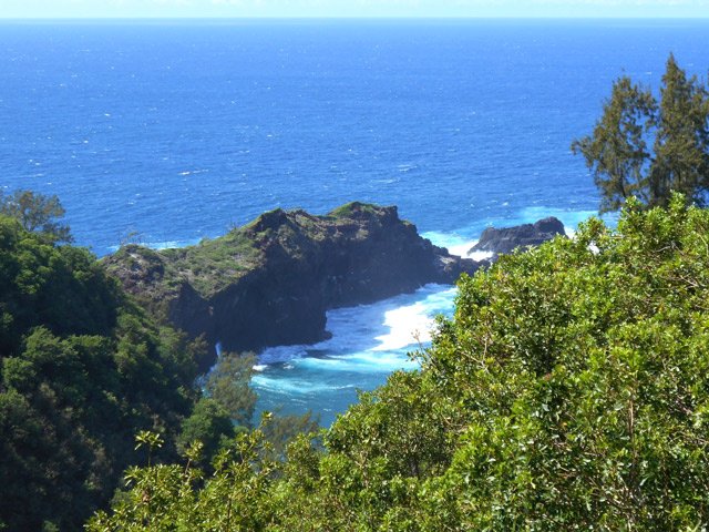 Une vue inhabituelle de la Petite Île depuis le promontoire