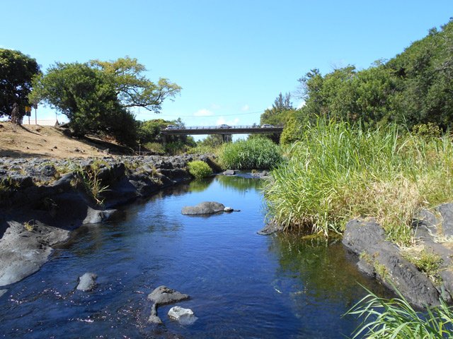Vue sur le pont depuis le dernier long bassin avant le gué du retour