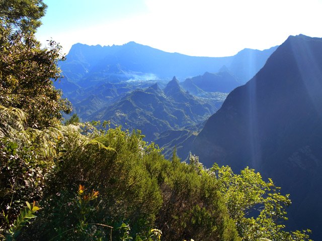 A partir de la Butte Fougères, c'est le festival des panoramas sur Cilaos