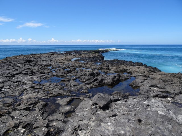 Par mer calme, on peut s'avancer jusqu'au bout de la Pointe du Diable