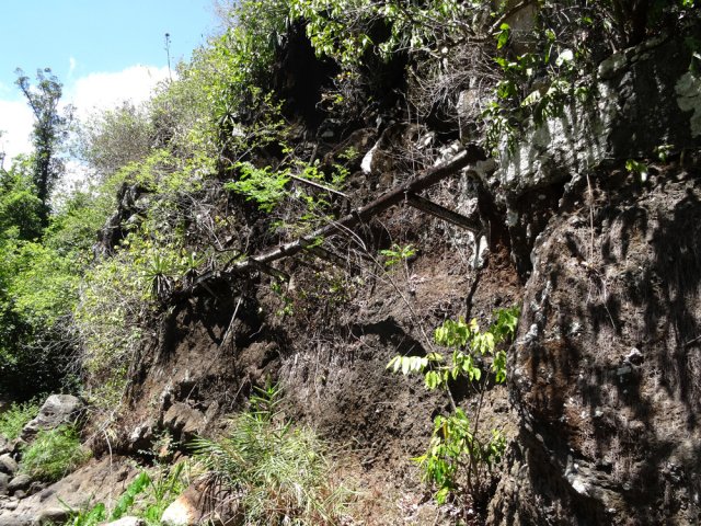 Les restes de la canalisation de transport d'eau vers la Providence