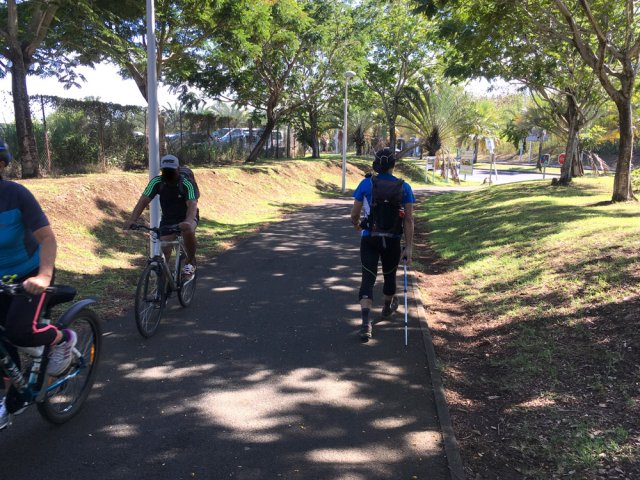 Une autre portion de piste cyclable et piétonne