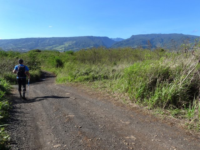 La piste qui ramène vers la ville