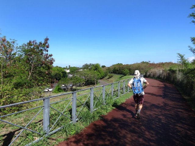 Court écart vers le cimetière la Peste
