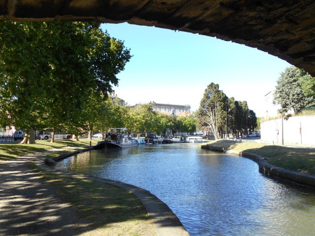 Arrivée au port de Carcassonne, près de la gare SNCF