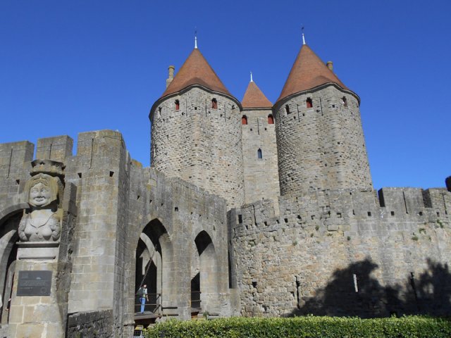 La Porte Narbonnaise par où entrent la majorité des touristes