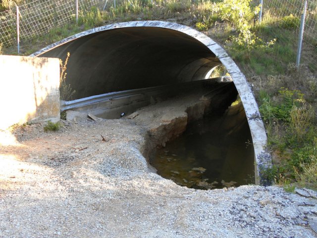 Le passage sous l'autoroute a énormément souffert des inondations de 2018