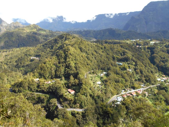Vues sur Grand Îlet et le Bé Massoune