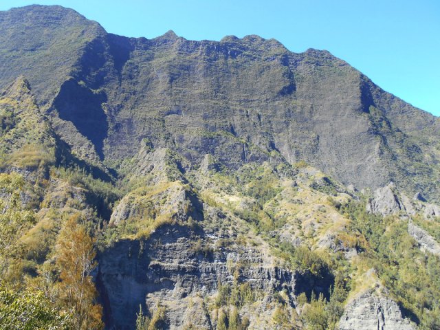 Panoramas sur le Dimitile dès le début de la descente