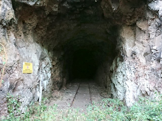 Tunnel ferroviaire entre la Possession et la Grande Chaloupe