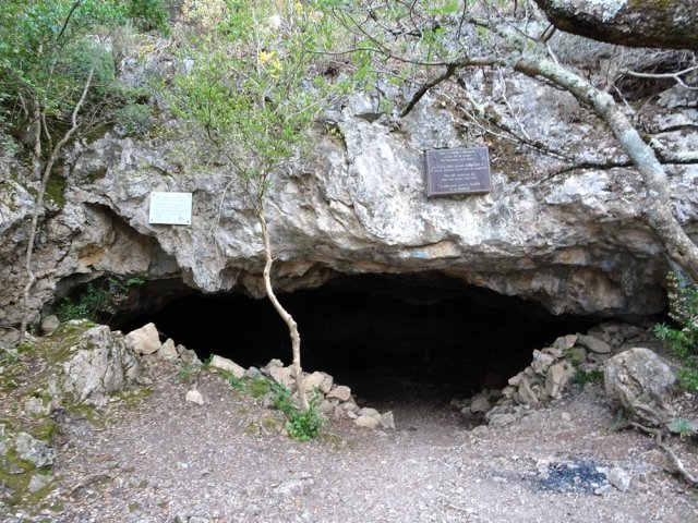 La grotte du Maquis, chargée d'histoire tragique