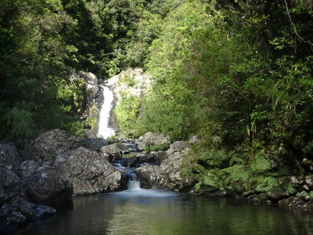Reprendre le chemin inverse pour regagner le sentier