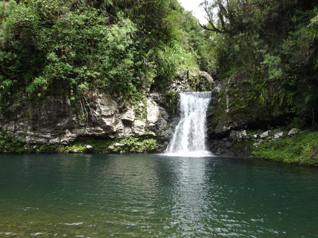 Large bassin près de la chute de la prise d'eau sur le Bras Laurent