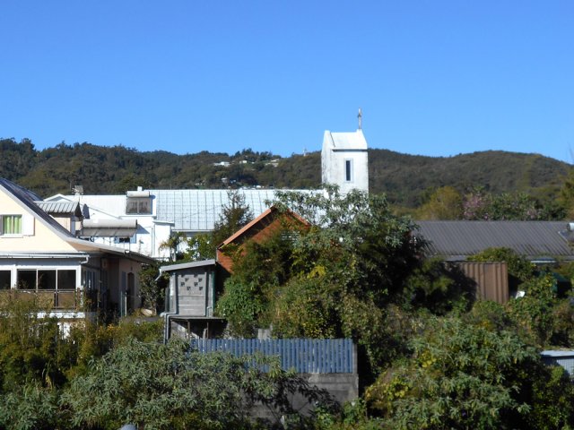 Depuis le sentier Mercure vers l'église du Brûlé la jonction est très courte