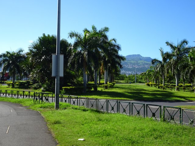 Le rond-point Rose des Vents