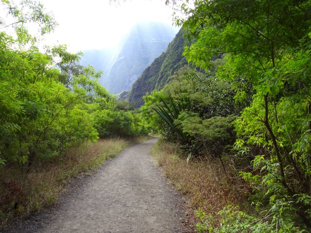 Un long vestige de piste au départ