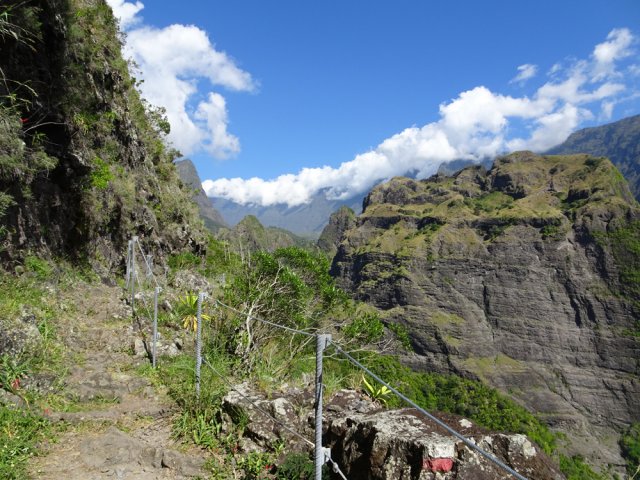 La Cap Miné tient peut-être son nom des explosifs nécessaires à son creusement