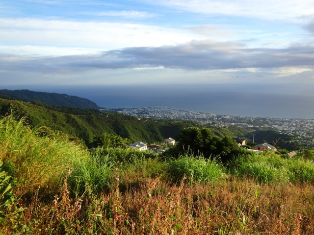 Soleil levant sur Saint-Denis