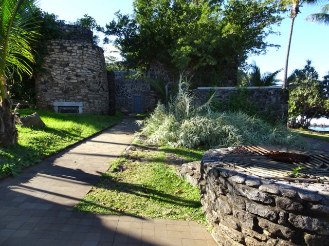 Retour en arrière pour passer devant l'ancien four à chaux