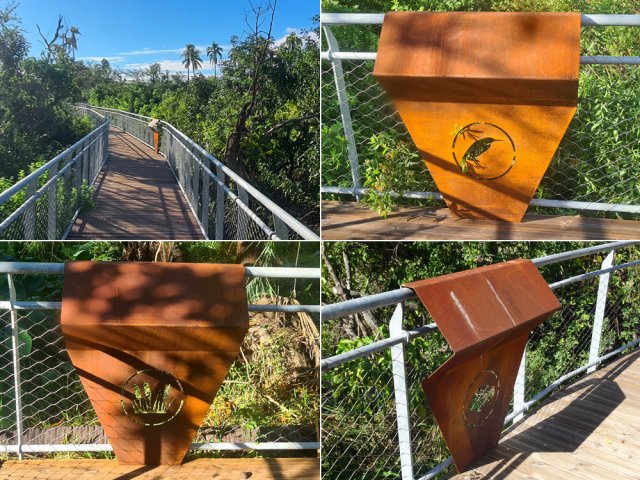 Des pupitres invitent aux découvertes grâce aux symboles