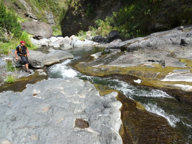 Rencontre des premiers toboggans d'eau claire