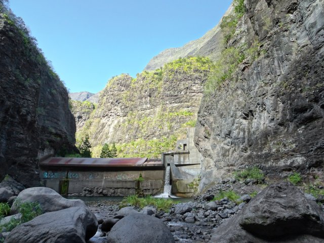 Arrivée sans encombre au barrage