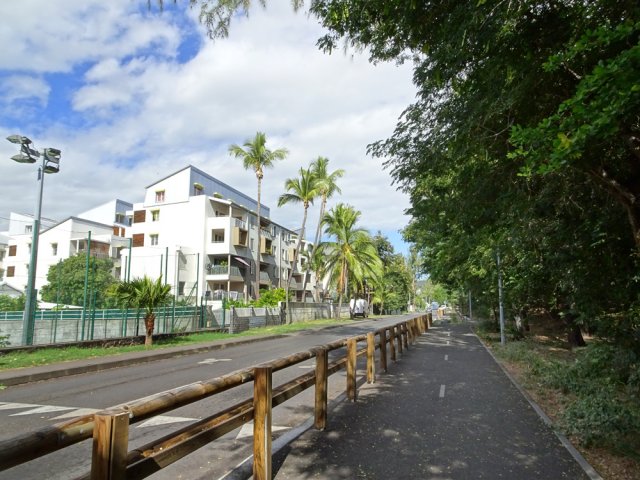 Immeubles assez bien intégrés au paysage