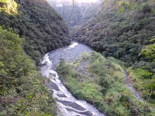 Point de vue sur le Bras de La Plaine et le Pont de La Liane