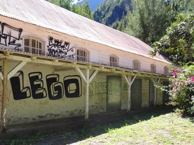 Bâtiment en triste état.