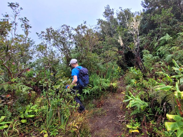 Attention à ce croisement où il faut partir sur la gauche