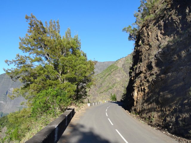 On revient très vite à la Ravine Coin par ce parcours presque plat