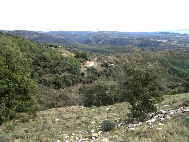 On domine le hameau de Bel Soleil avec vues sur le Minervois